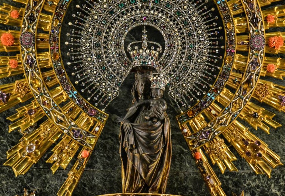 Talla de la Virgen del Pilar de Zaragoza